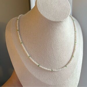 Slim raw pearl necklace